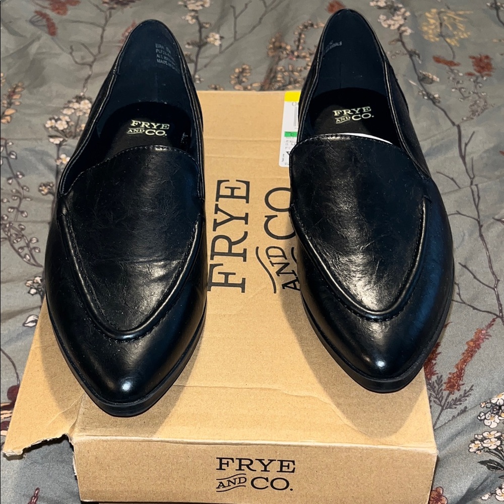 Women Frye Black Pointed Toe Leather Slip-On Loafers